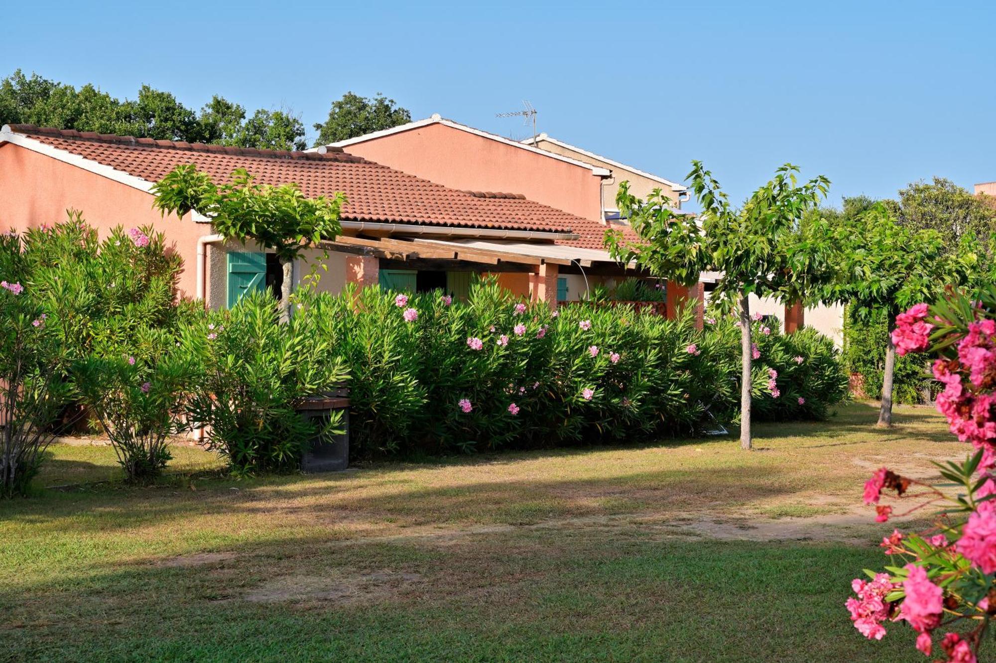 Hotel Pinea Mare Poggio Mezzana Exterior foto